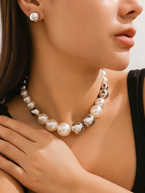 Beaded Contrast Color Dainty Necklace Accessories + Earrings Accessories