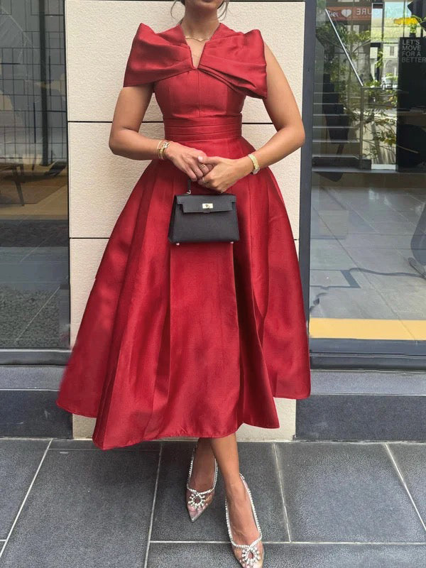 A-line High Waisted Pleated Solid Color V-neck Midi Dresses