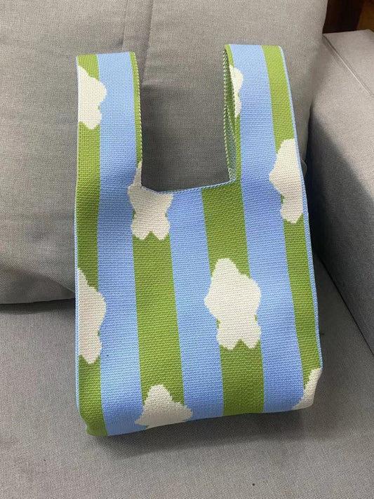 Contrast Color Geometric Woven Handbag