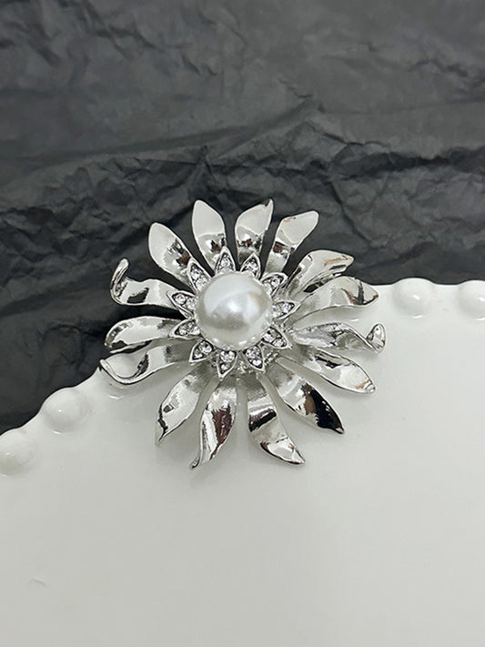Flower Shape Shiny Brooch Accessories