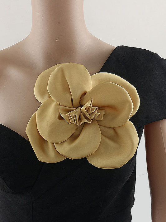 Three-Dimensional Flower Brooch Accessories