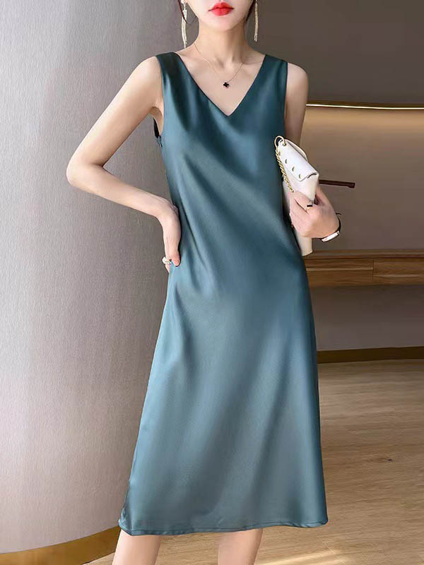 A-Line Loose Solid Color V-Neck Midi Dresses